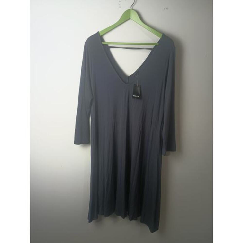 Torrid Jersey Knit Gray Midi Dress NWT Women's Size 1 ( 1X) Stretchy Classic